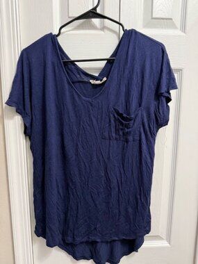 Womens' Loose Tee